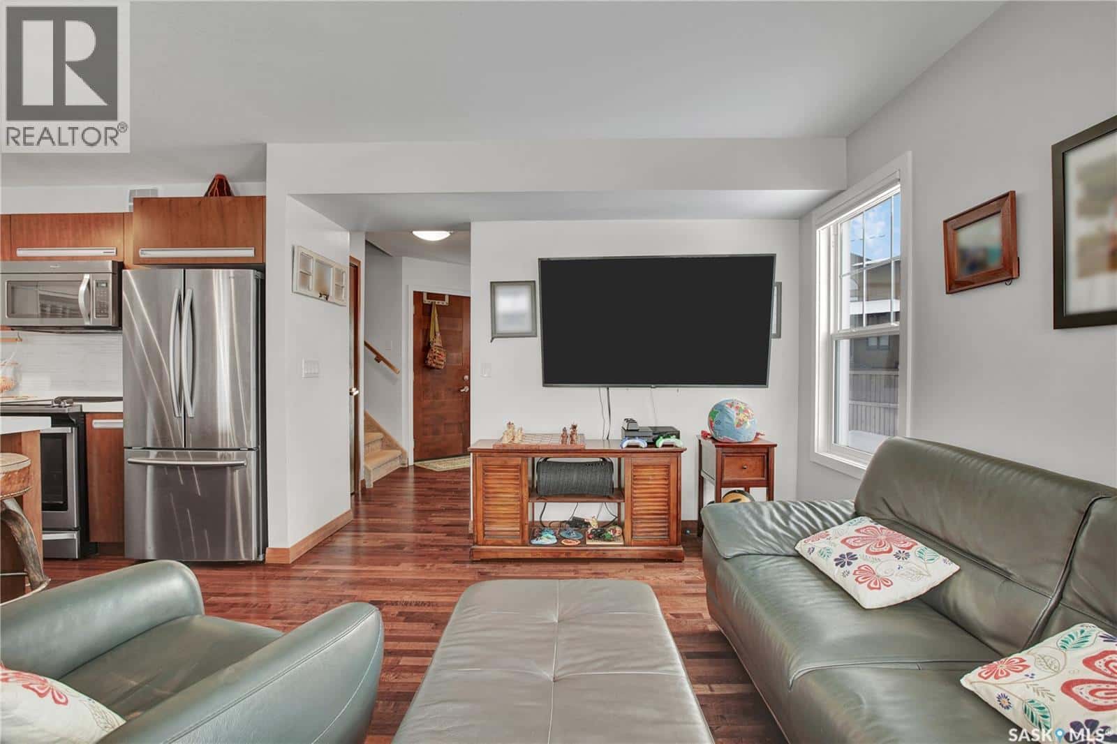 310 2007 Pohorecky CRESCENT — Saskatoon, Saskatchewan - Photo 5 of 31