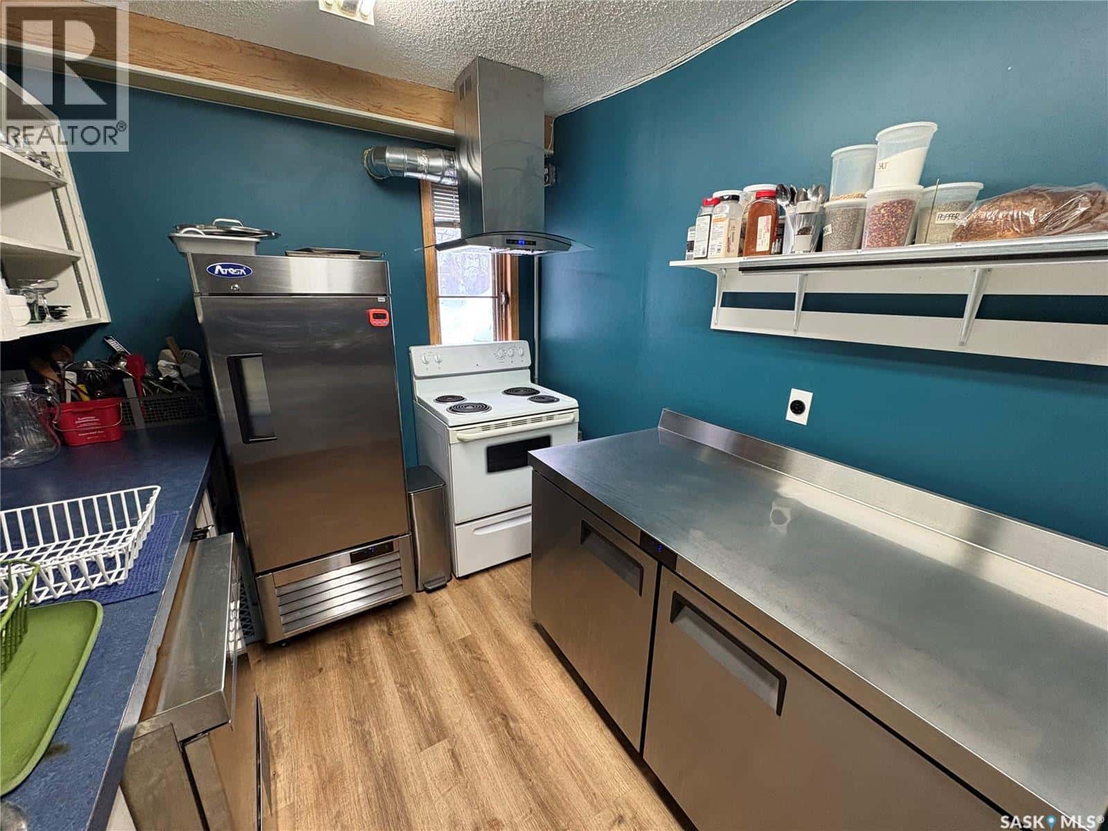 421 Main STREET S — Foam Lake, Saskatchewan - Photo 4 of 26