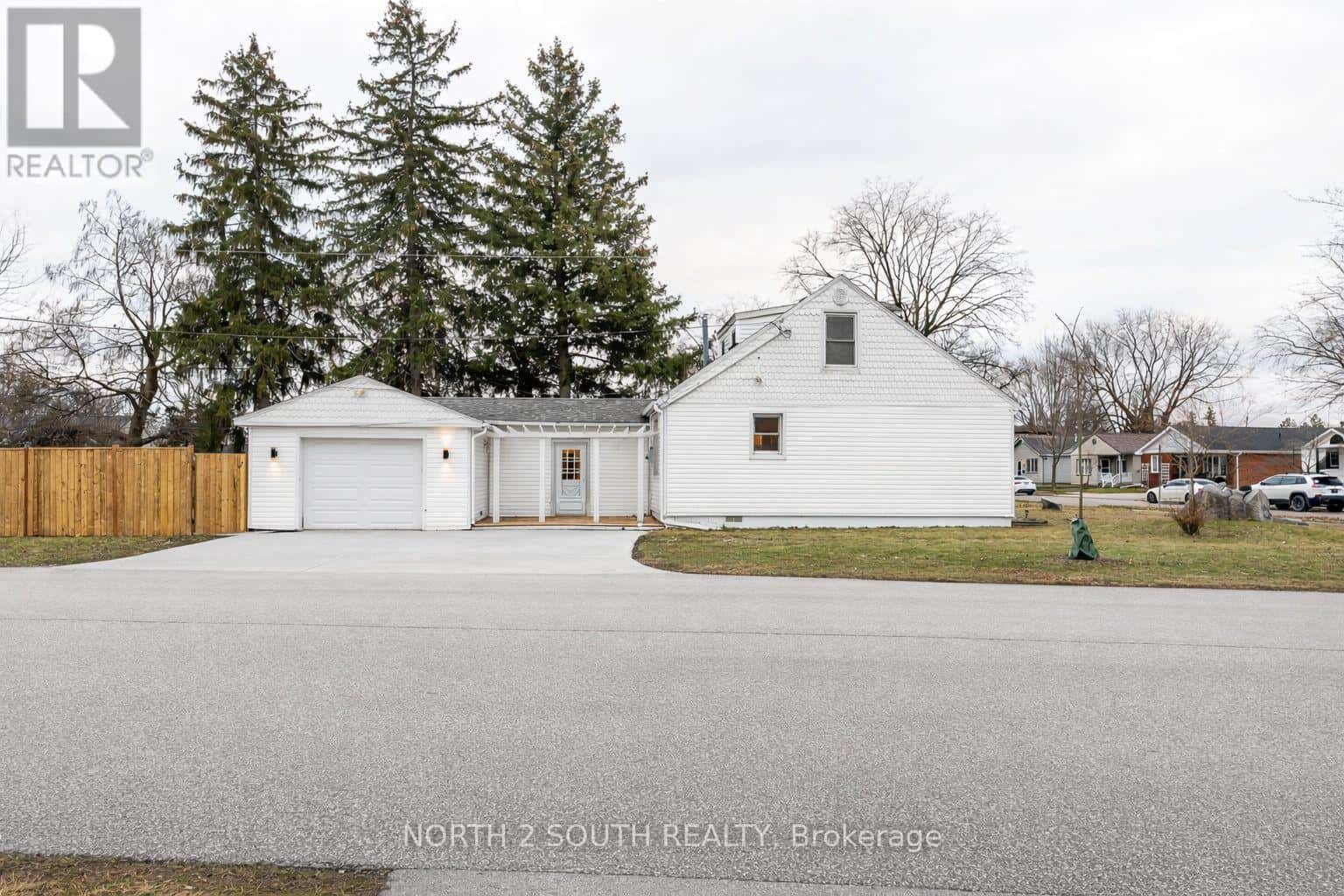 1604 BUCKINGHAM DRIVE — Windsor, Ontario - Photo 4 of 29