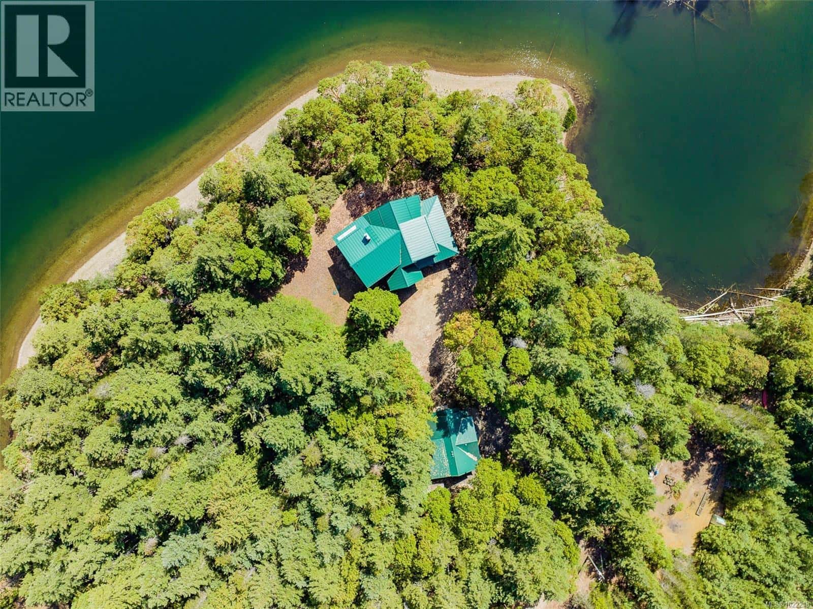 1100 Keith Rd — Qualicum Beach, British Columbia - Photo 2 of 92