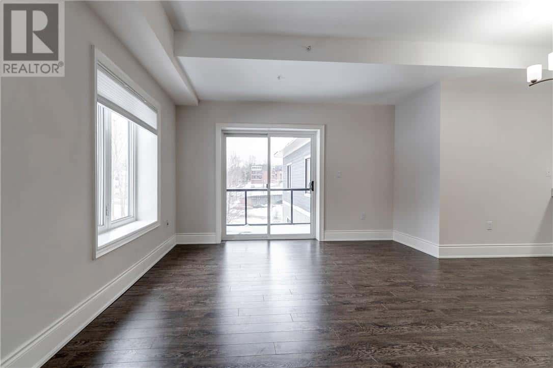 11C Salt Dock Road Unit# 404 — Parry Sound, Ontario - Photo 2 of 41