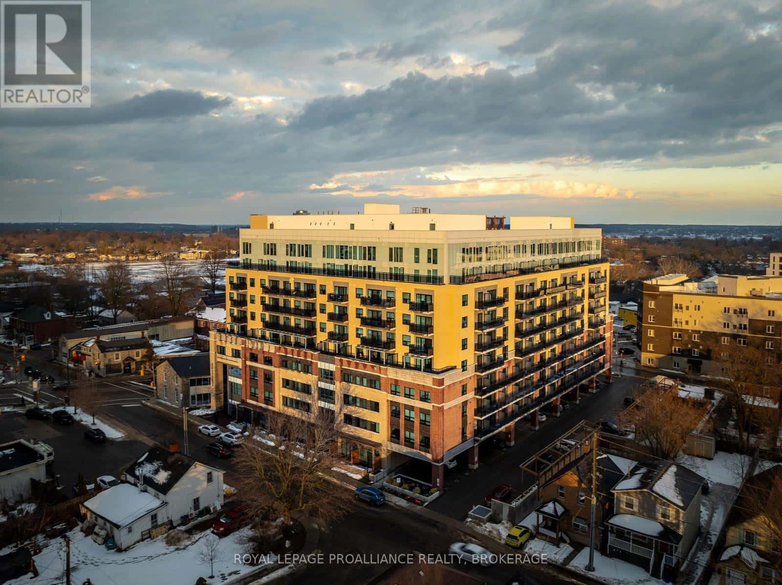 224 - 652 PRINCESS STREET — Kingston (Central City East), Ontario - Photo 5 of 47