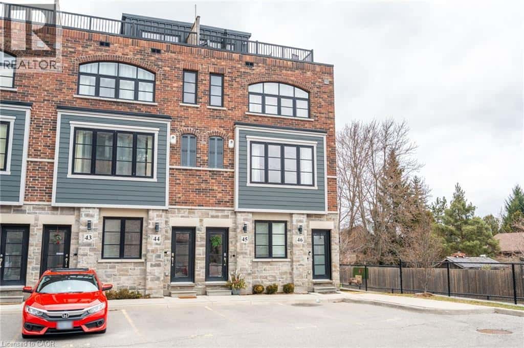 219 DUNDAS Street E Unit# 45 — Waterdown, Ontario - Photo 2 of 36