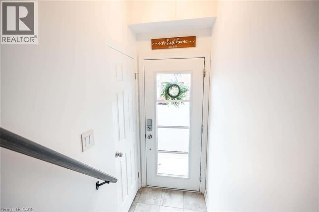 219 DUNDAS Street E Unit# 45 — Waterdown, Ontario - Photo 4 of 36