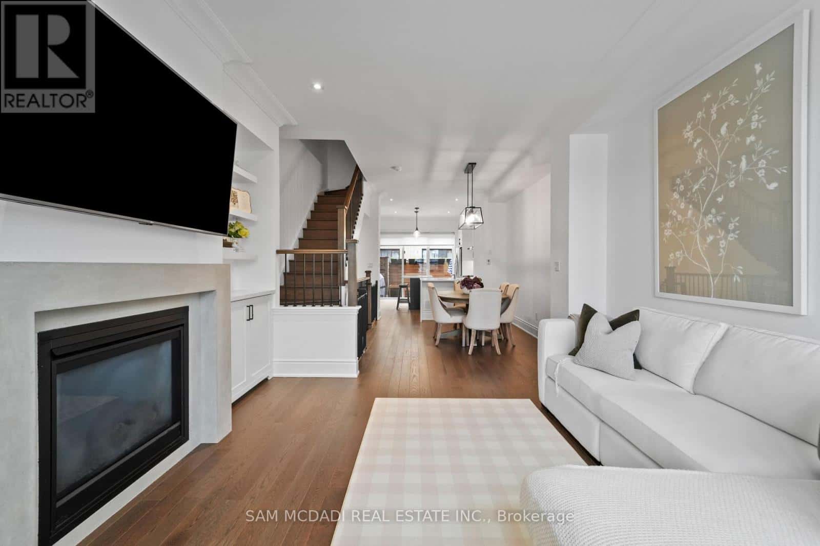 2 - 2160 TRAFALGAR ROAD — Oakville (RO River Oaks), Ontario - Photo 2 of 41