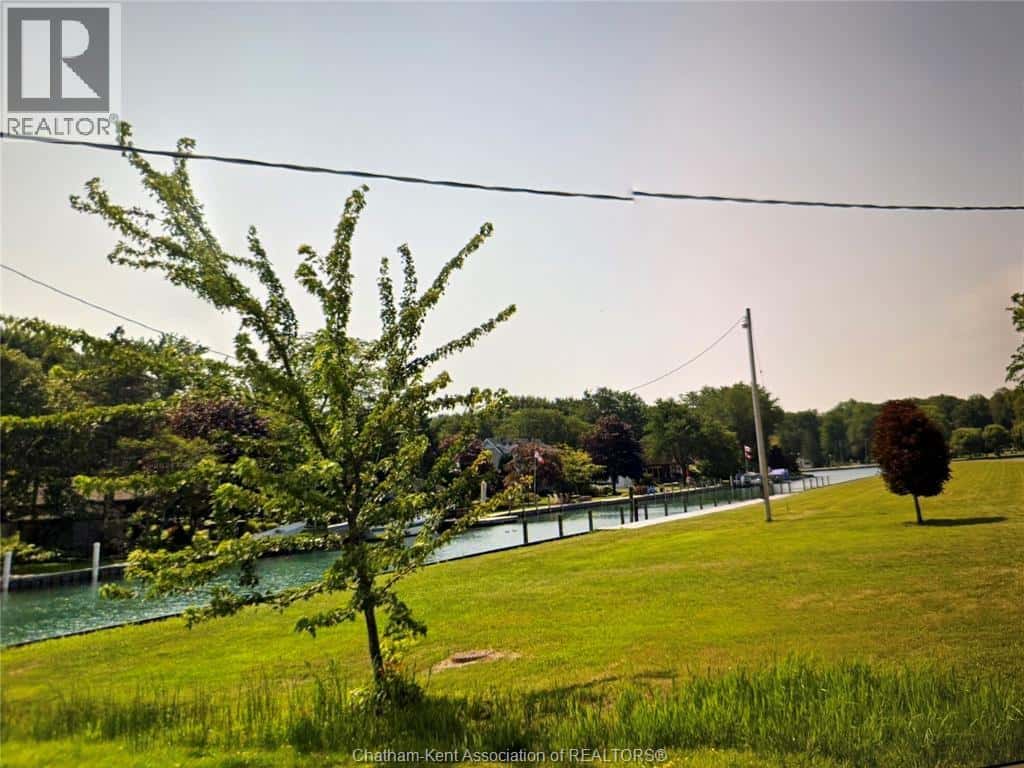 4761 Old River ROAD — St Clair, Ontario - Photo 5 of 5