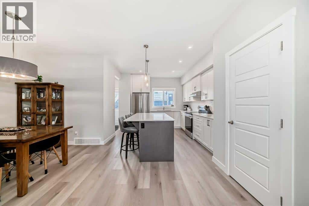 934 Cobblemore Common SW — Airdrie, Alberta - Photo 5 of 46