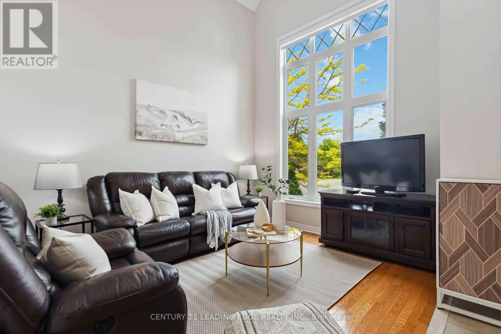 83 JOSEPH STREET — Uxbridge, Ontario - Photo 3 of 35