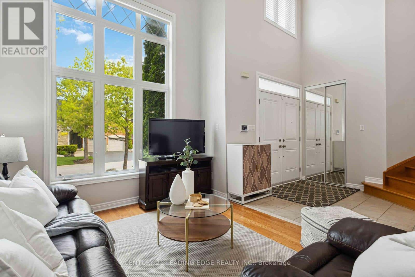 83 JOSEPH STREET — Uxbridge, Ontario - Photo 4 of 35