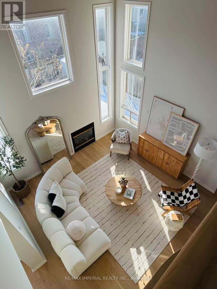 117 MONTEBELLO AVENUE — Vaughan (Sonoma Heights), Ontario - Photo 5 of 33