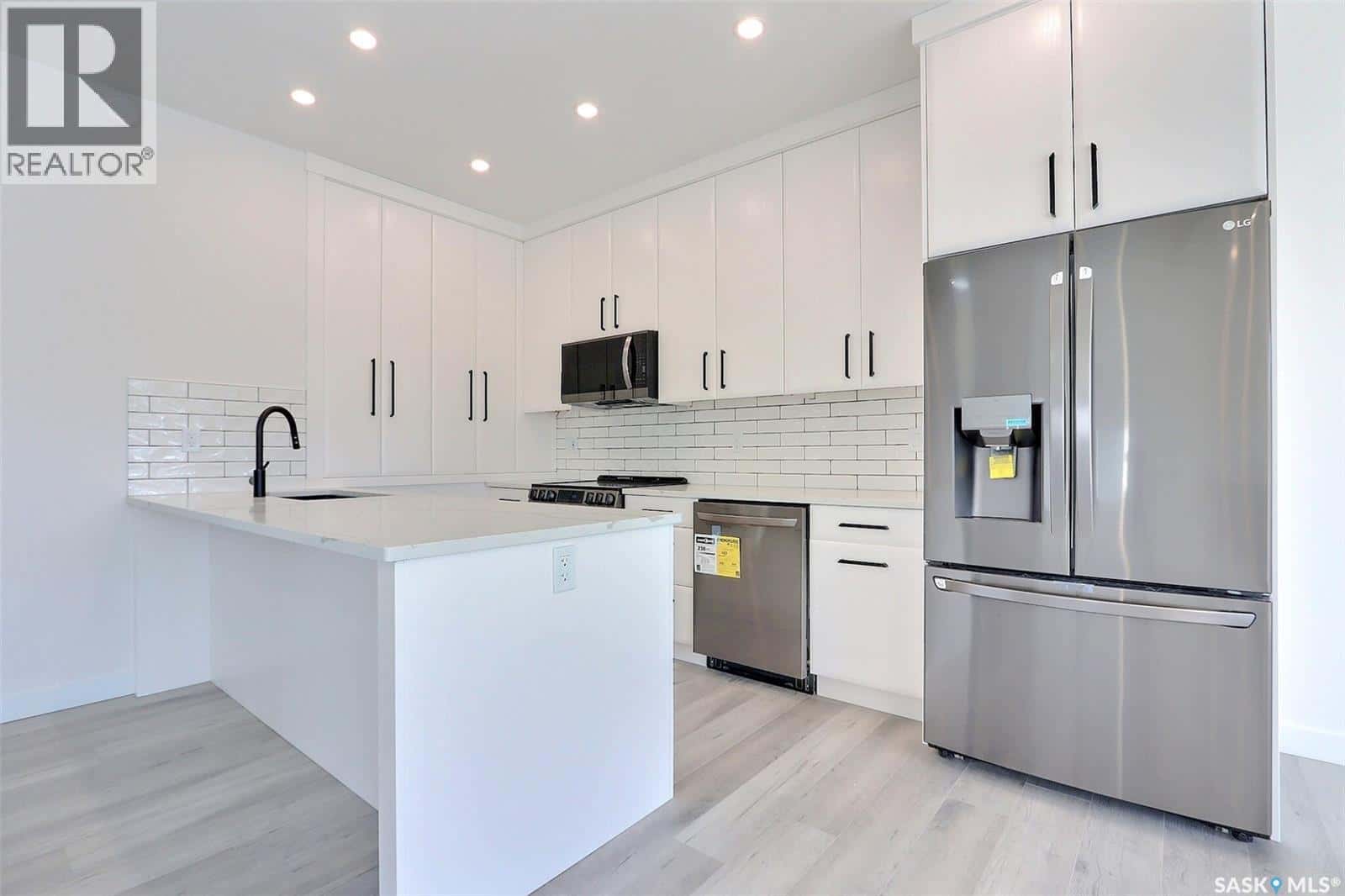 51 Hadley ROAD — Prince Albert, Saskatchewan - Photo 5 of 27