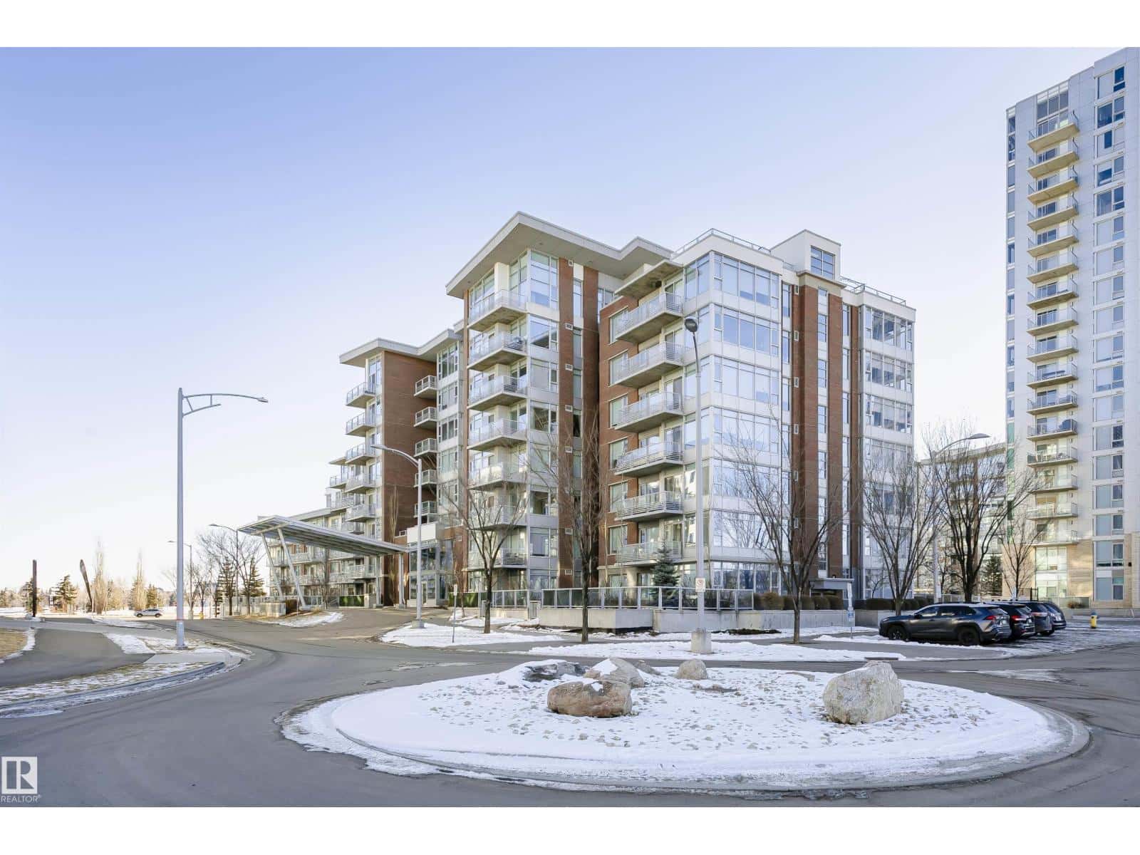 #707 2612 109 ST NW — Edmonton, Alberta - Photo 3 of 59