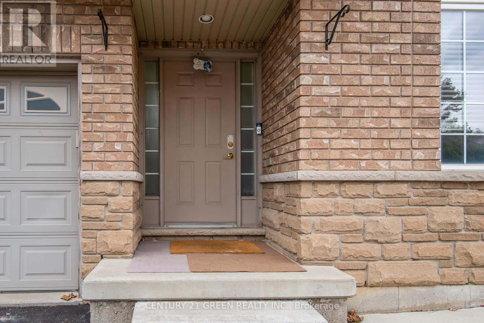 57 HANNON CRESCENT — Hamilton, Ontario - Photo 4 of 50