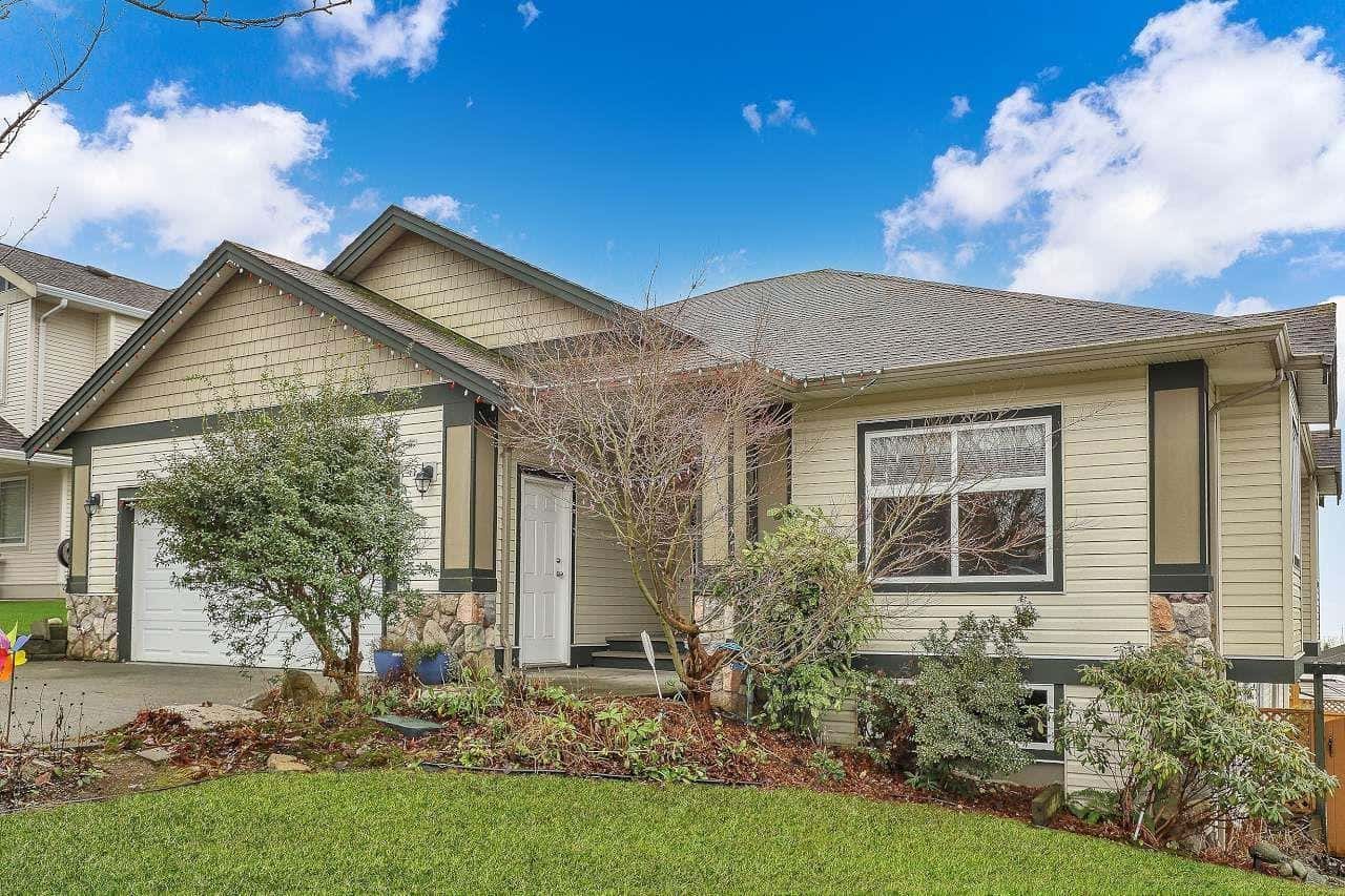 32484 BEST AVENUE — Mission, British Columbia - Photo 3 of 40