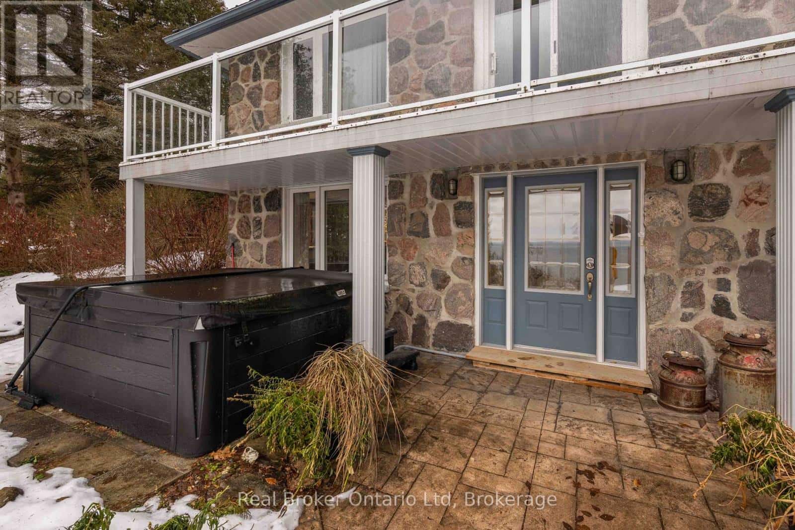 339496 PRESQUILE ROAD — Georgian Bluffs, Ontario - Photo 5 of 39