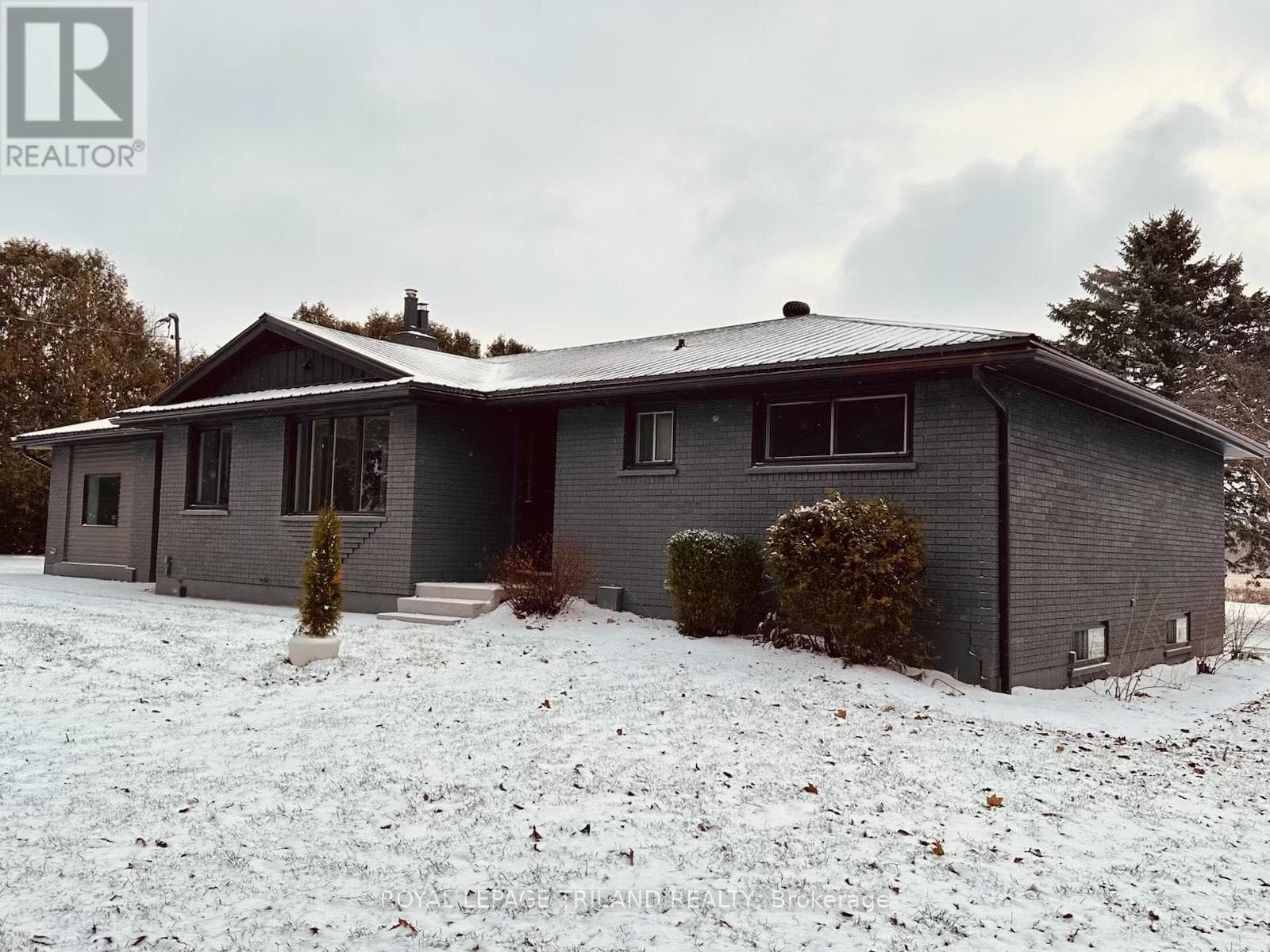 829 AVON DRIVE — Malahide, Ontario - Main photo