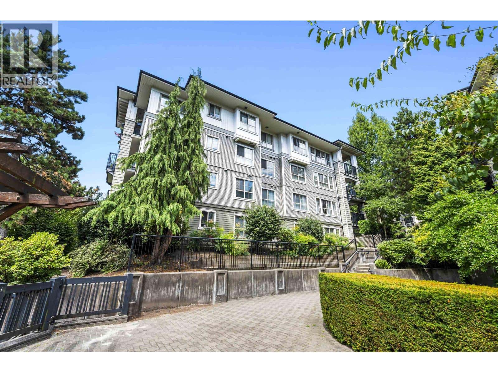 108 2958 SILVER SPRINGS BOULEVARD — Coquitlam, British Columbia - Photo 2 of 35