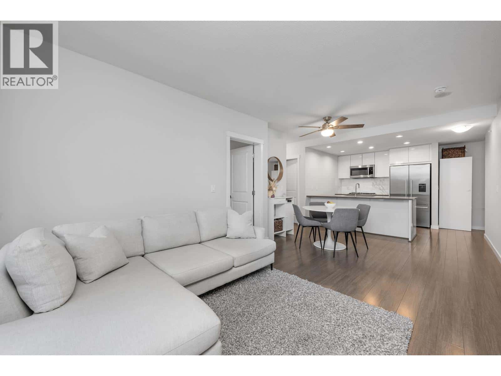 511 3281 E KENT AVENUE NORTH AVENUE — Vancouver, British Columbia - Photo 3 of 40