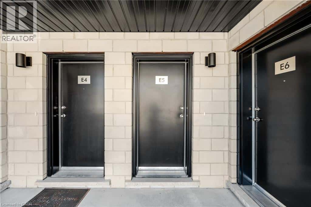 410 NORTHFIELD Drive W Unit# D16 — Waterloo, Ontario - Photo 3 of 24