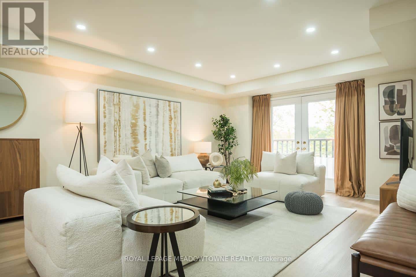 10 - 3355 THOMAS STREET — Mississauga (Churchill Meadows), Ontario - Photo 5 of 34