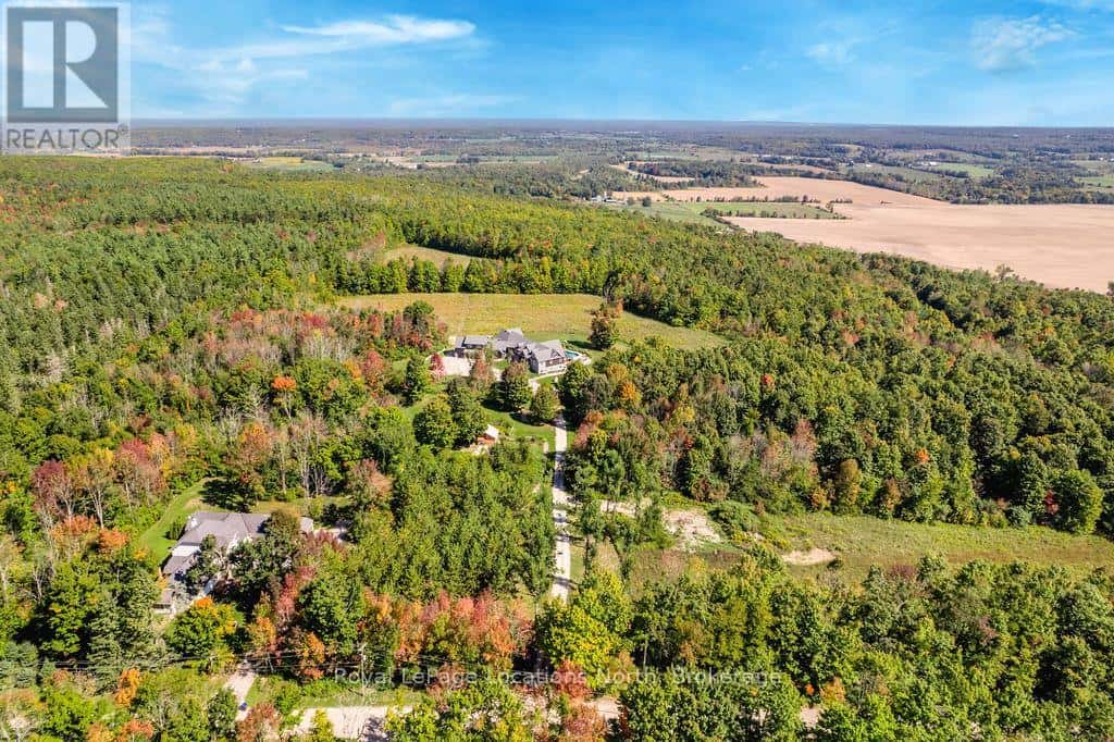 5385 8 LINE N — Oro-Medonte (Moonstone), Ontario - Photo 5 of 50