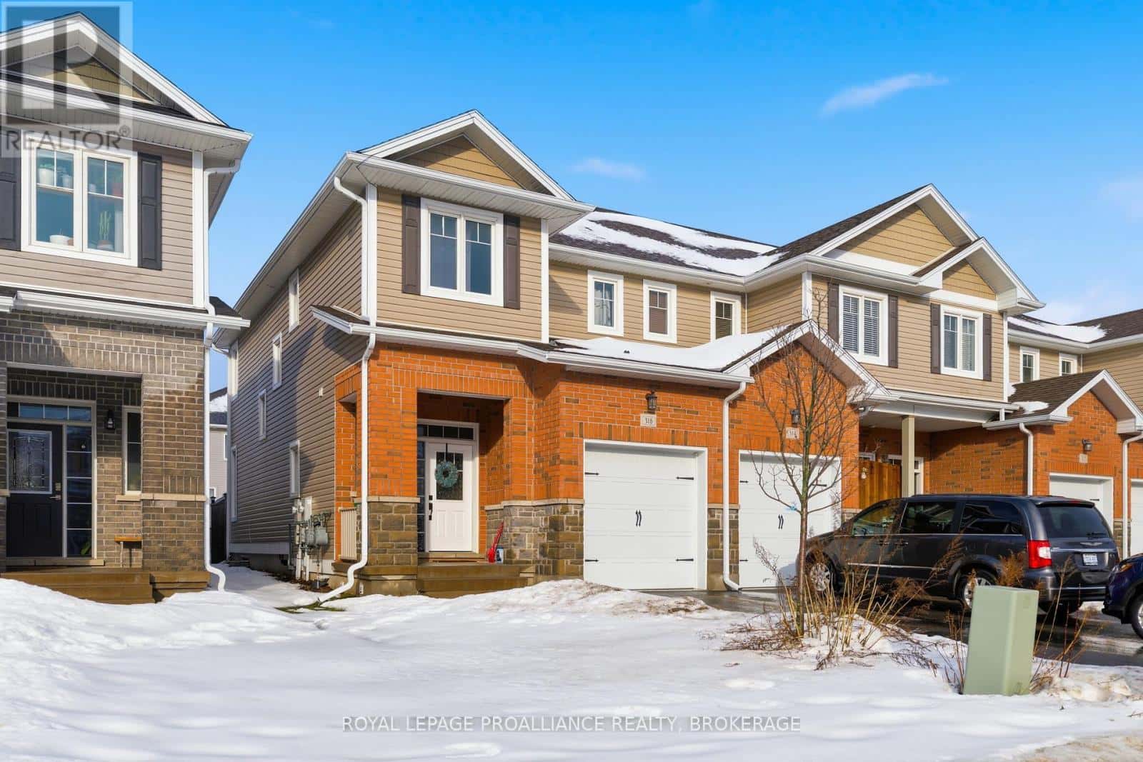 316 JANETTE STREET — Kingston (City Northwest), Ontario - Photo 4 of 47