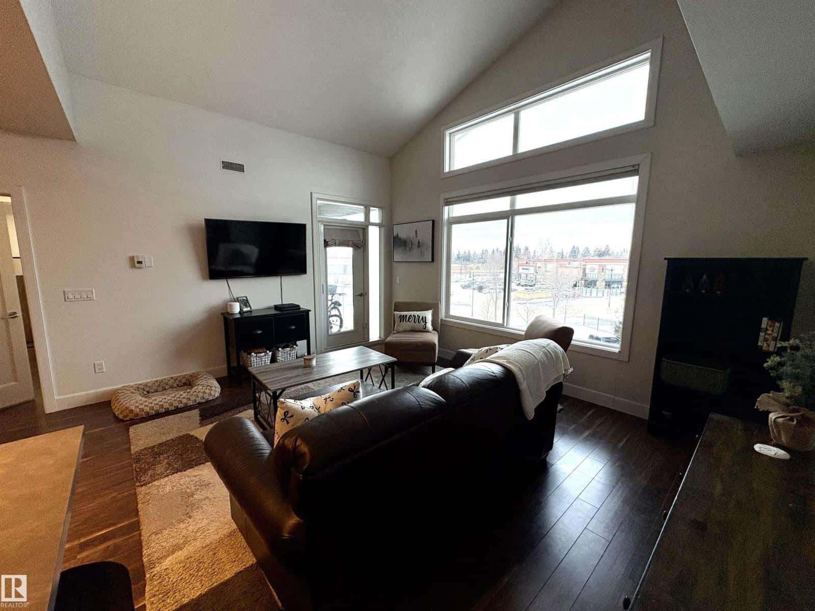 #302 279 Wye RD — Sherwood Park, Alberta - Photo 5 of 25