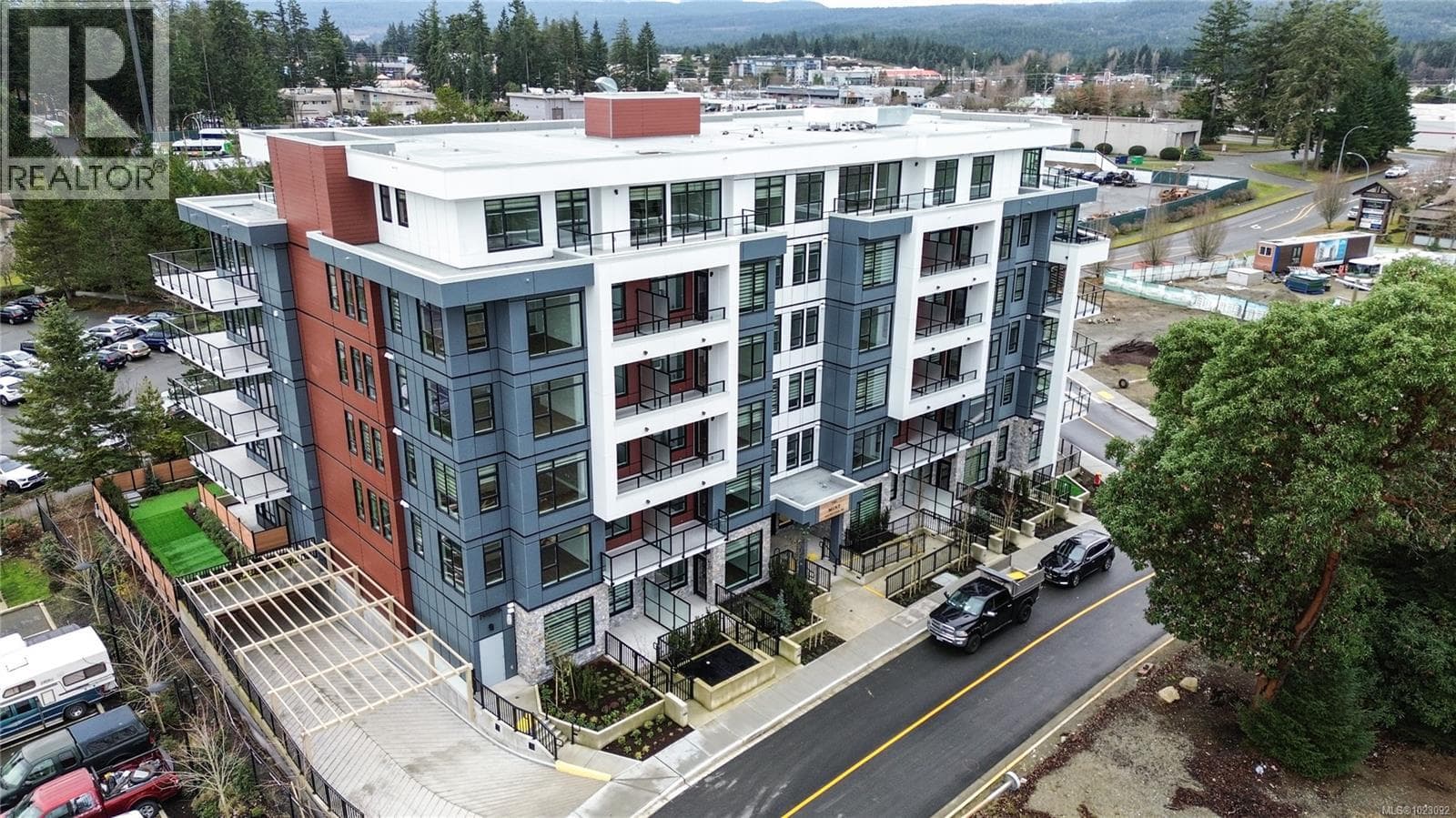 407 6320 Sentinal Dr — Nanaimo, British Columbia - Main photo