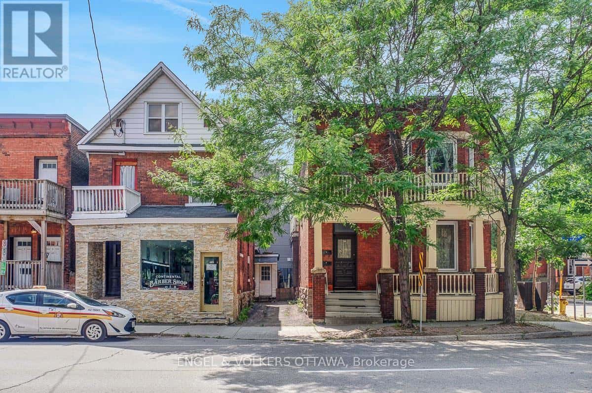 258 KENT STREET — Ottawa, Ontario - Photo 2 of 33