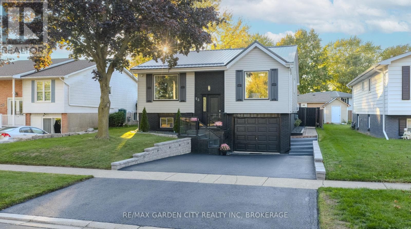 53 BRANT AVENUE — Welland (N. Welland), Ontario - Main photo