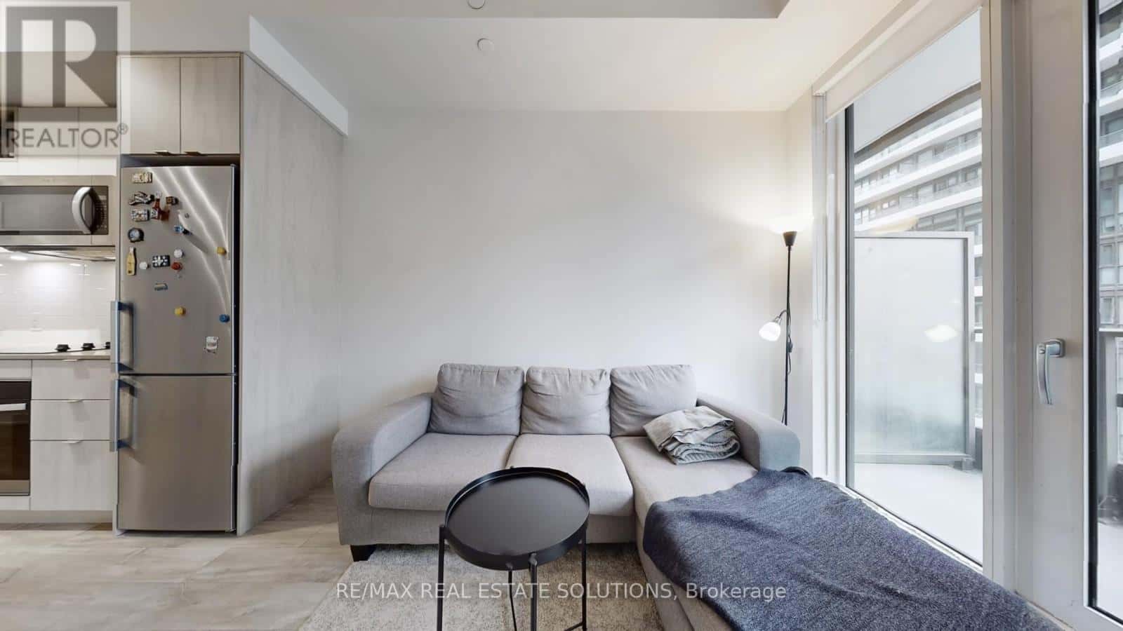 1740 - 135 LOWER SHERBOURNE STREET — Toronto (Moss Park), Ontario - Photo 4 of 25