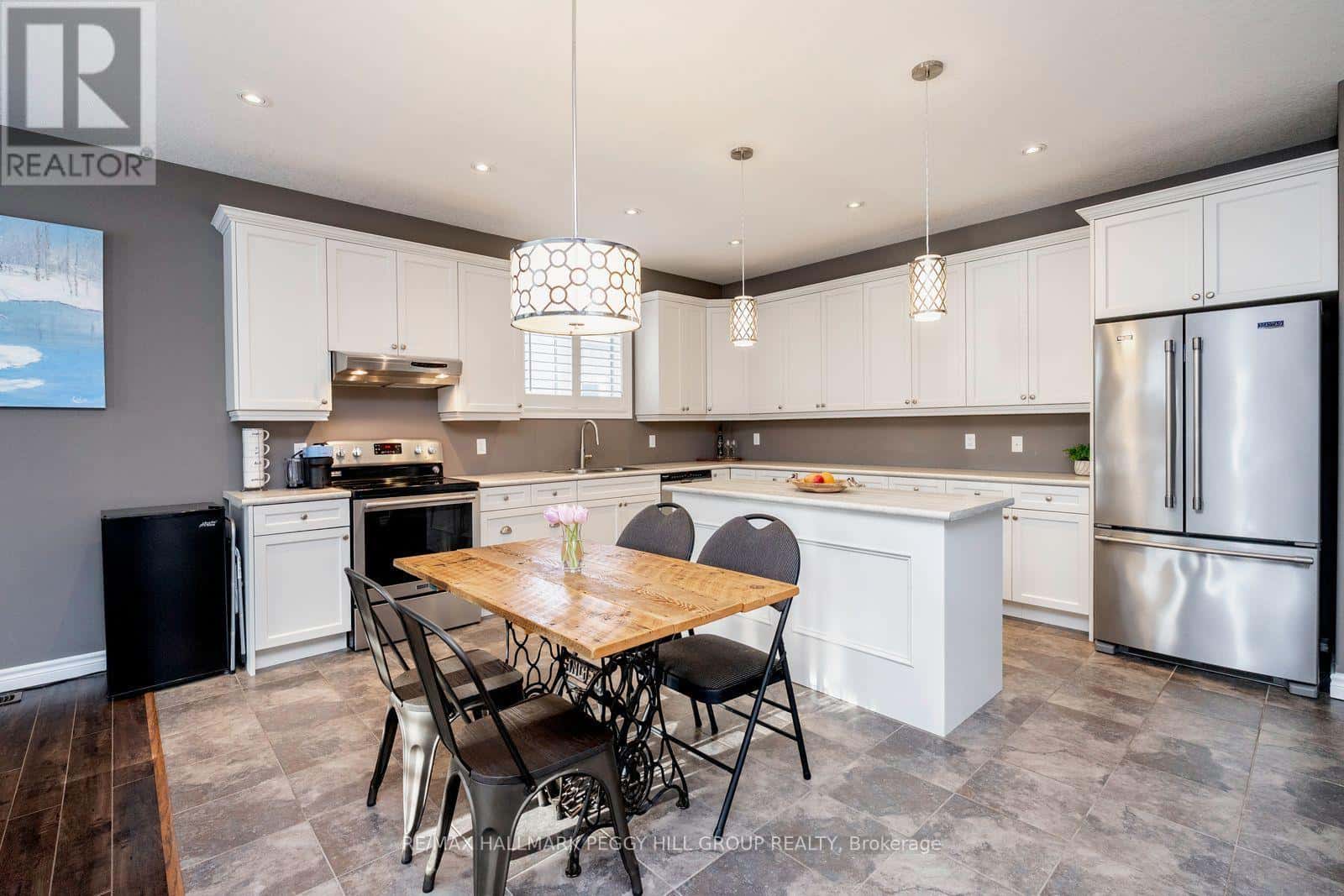 9 NORTHGATE ROAD — Wasaga Beach, Ontario - Photo 3 of 16