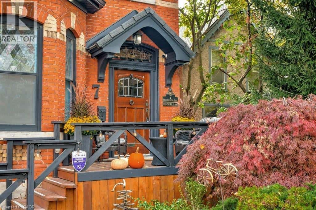 7 HOMEWOOD Avenue — Hamilton, Ontario - Photo 3 of 50