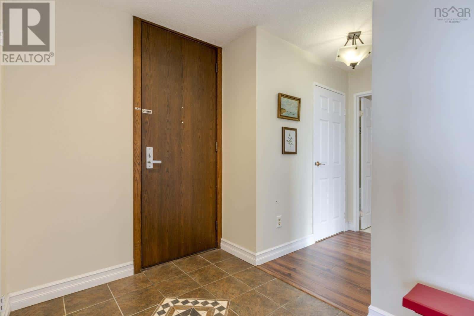 607 6095 Coburg Road — Halifax, Nova Scotia - Photo 3 of 38