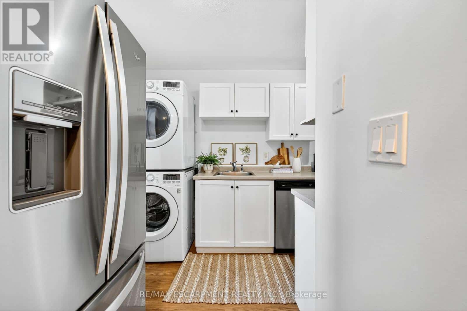 320 - 350 QUIGLEY ROAD — Hamilton (Vincent), Ontario - Photo 4 of 36