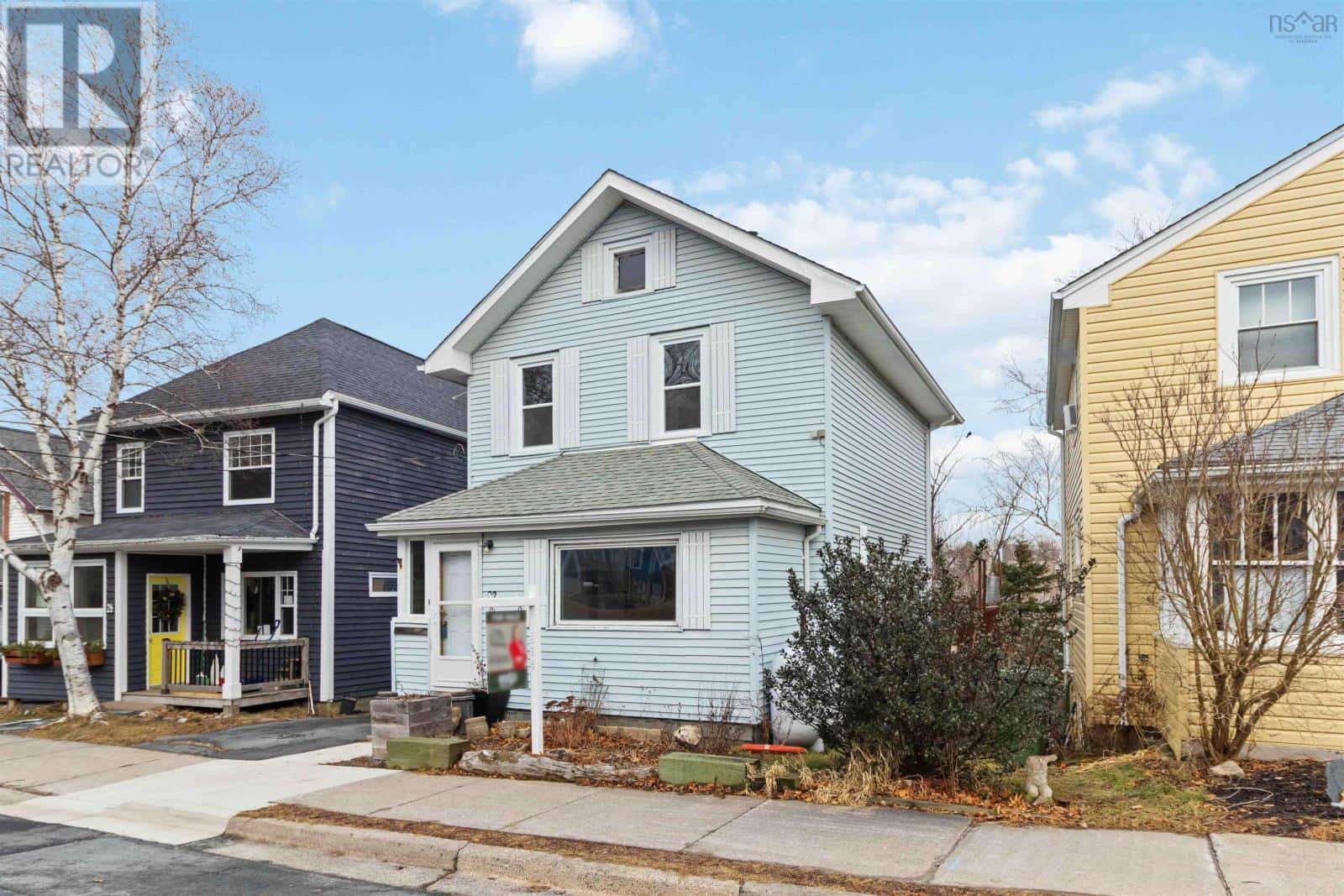 22 Rodney Road — Dartmouth, Nova Scotia - Photo 2 of 50