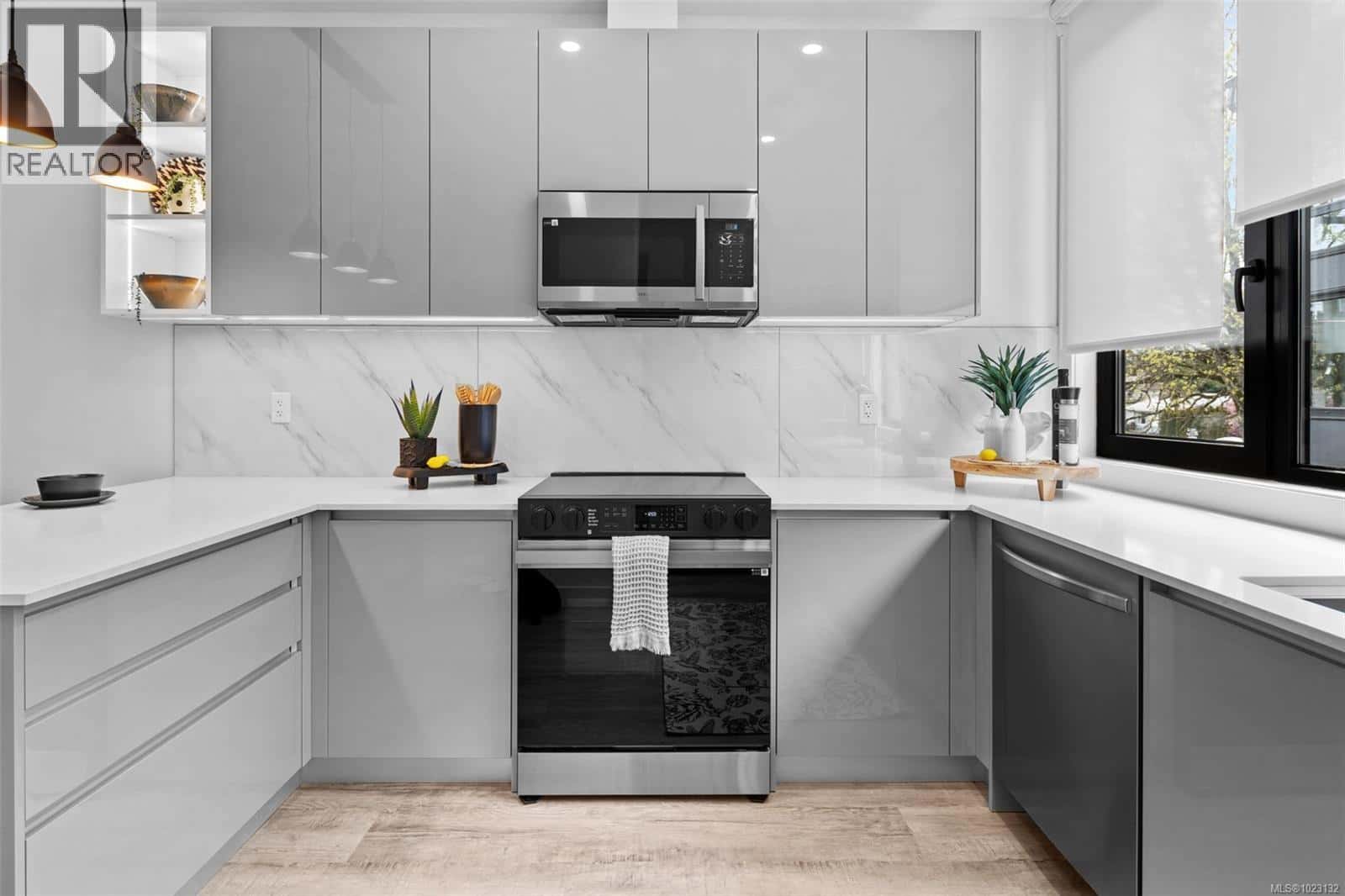 117 2841 Knotty Pine Rd — Langford, British Columbia - Photo 4 of 28