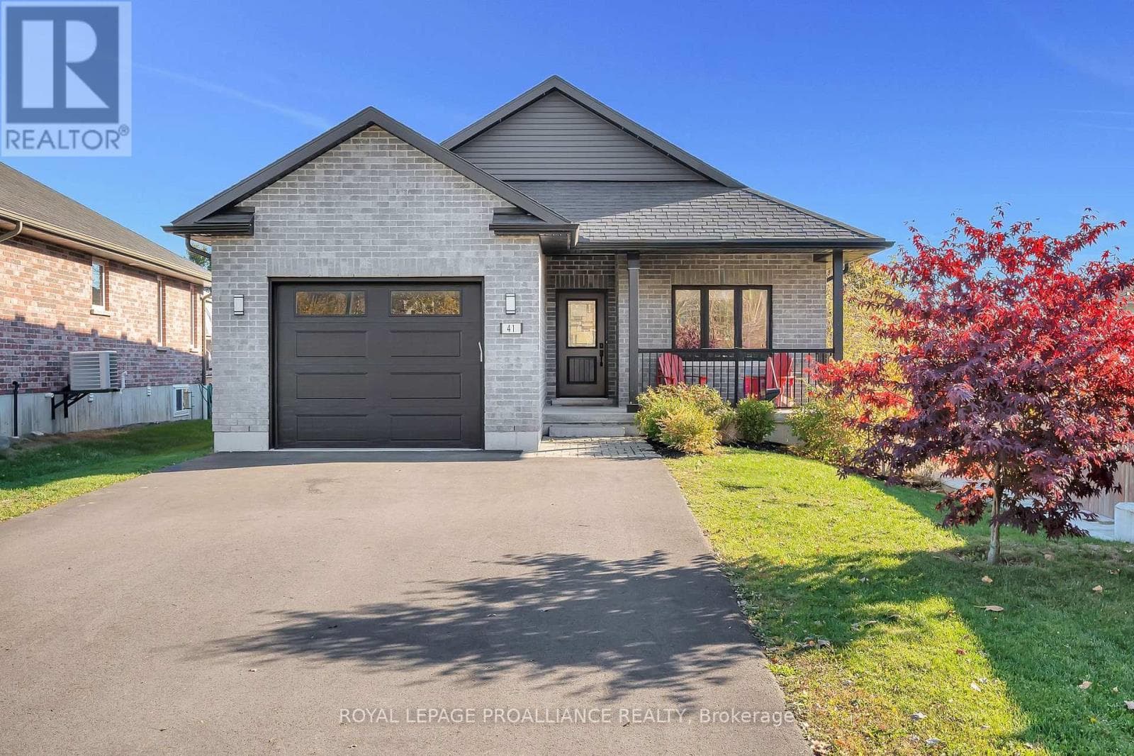 41 SINGLETON STREET — Brighton, Ontario - Main photo