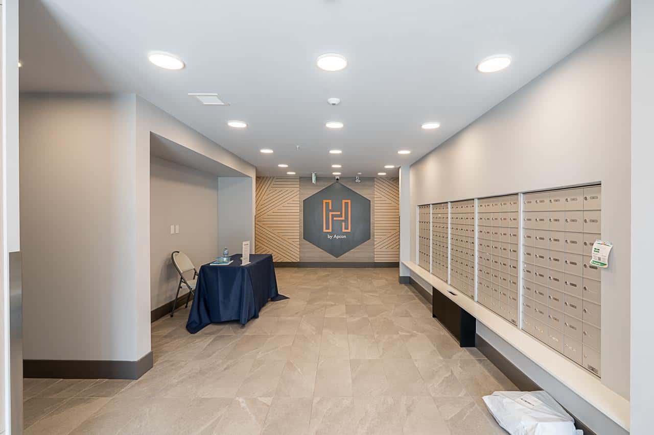 402 7936 206 STREET — Langdale, British Columbia - Photo 4 of 24