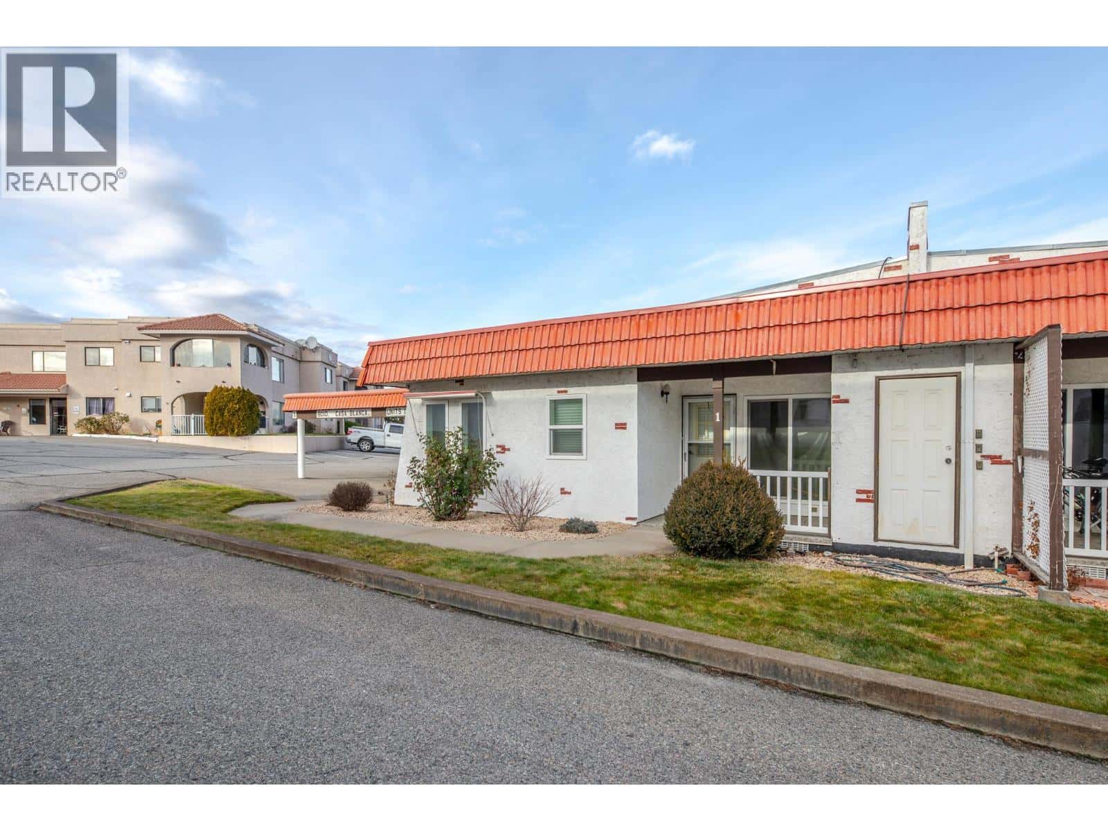 8010 Vedette Drive Unit# 1 — Osoyoos, British Columbia - Photo 3 of 27