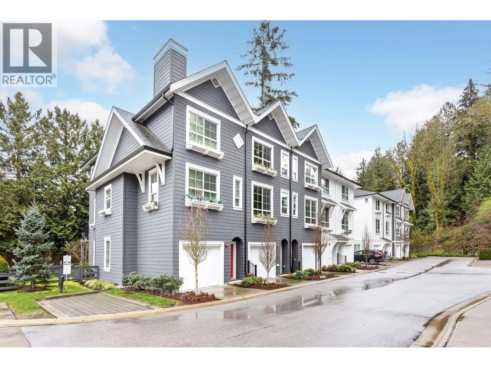 3 19696 HAMMOND ROAD — Pitt Meadows, British Columbia - Photo 2 of 30