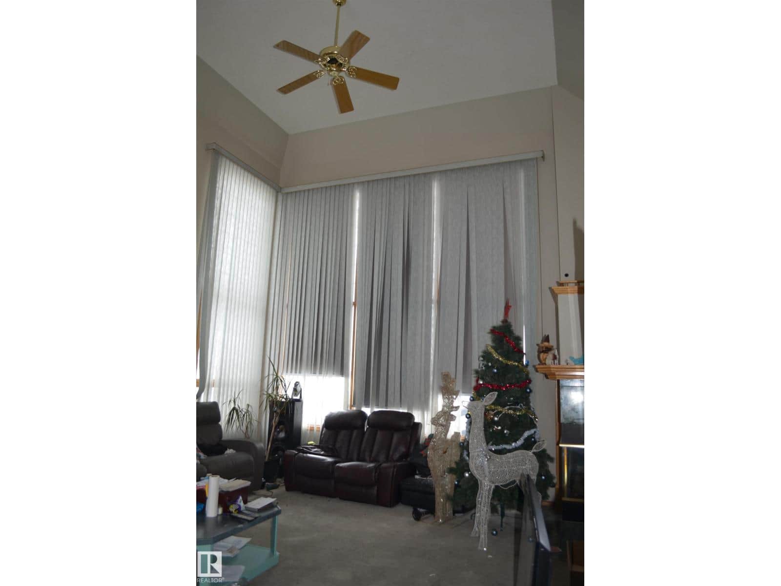 11511 9 AV NW - Photo 2 of 20, Edmonton, Alberta