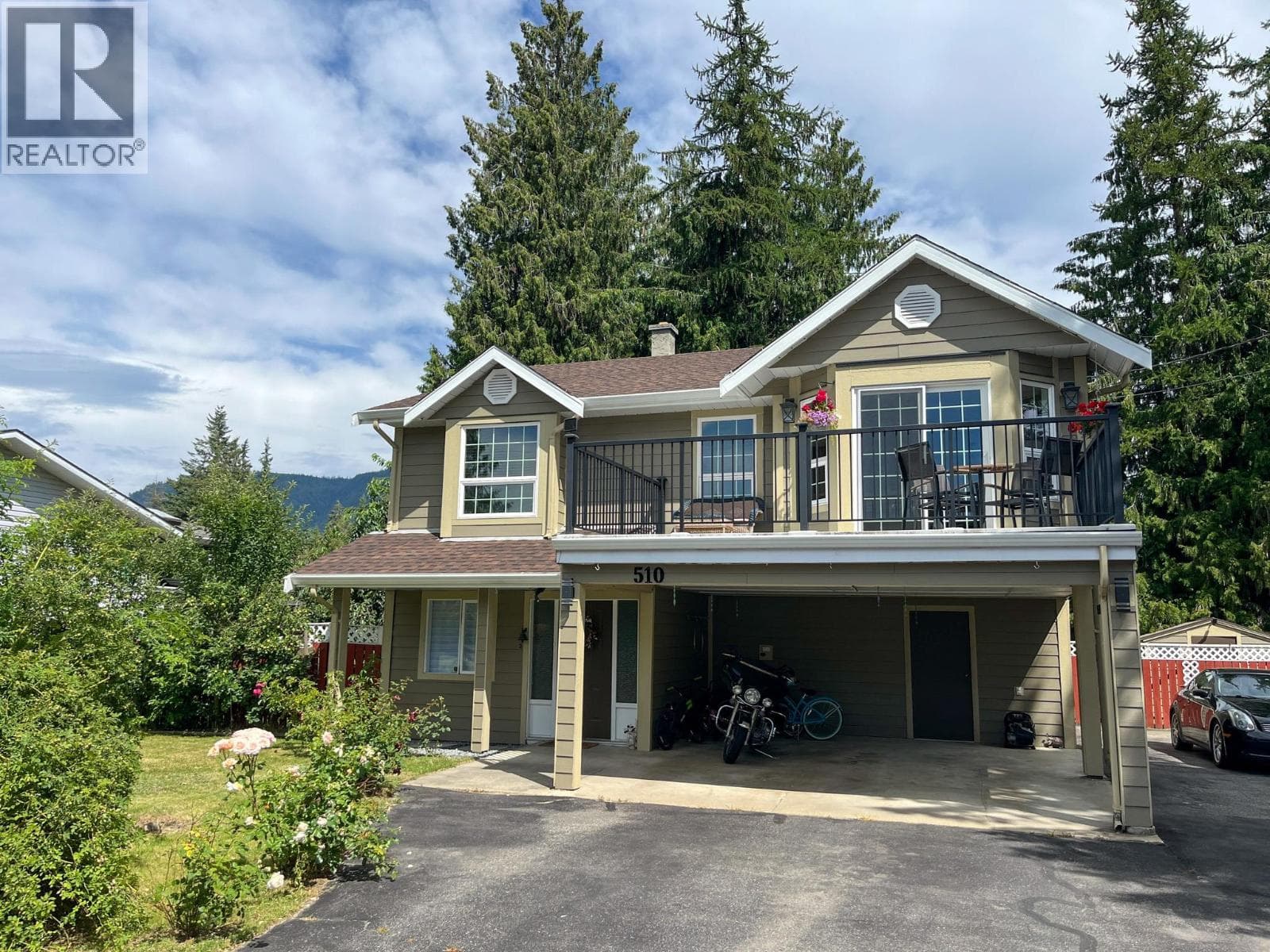 510 Cedar Street - Main photo, Sicamous, British Columbia