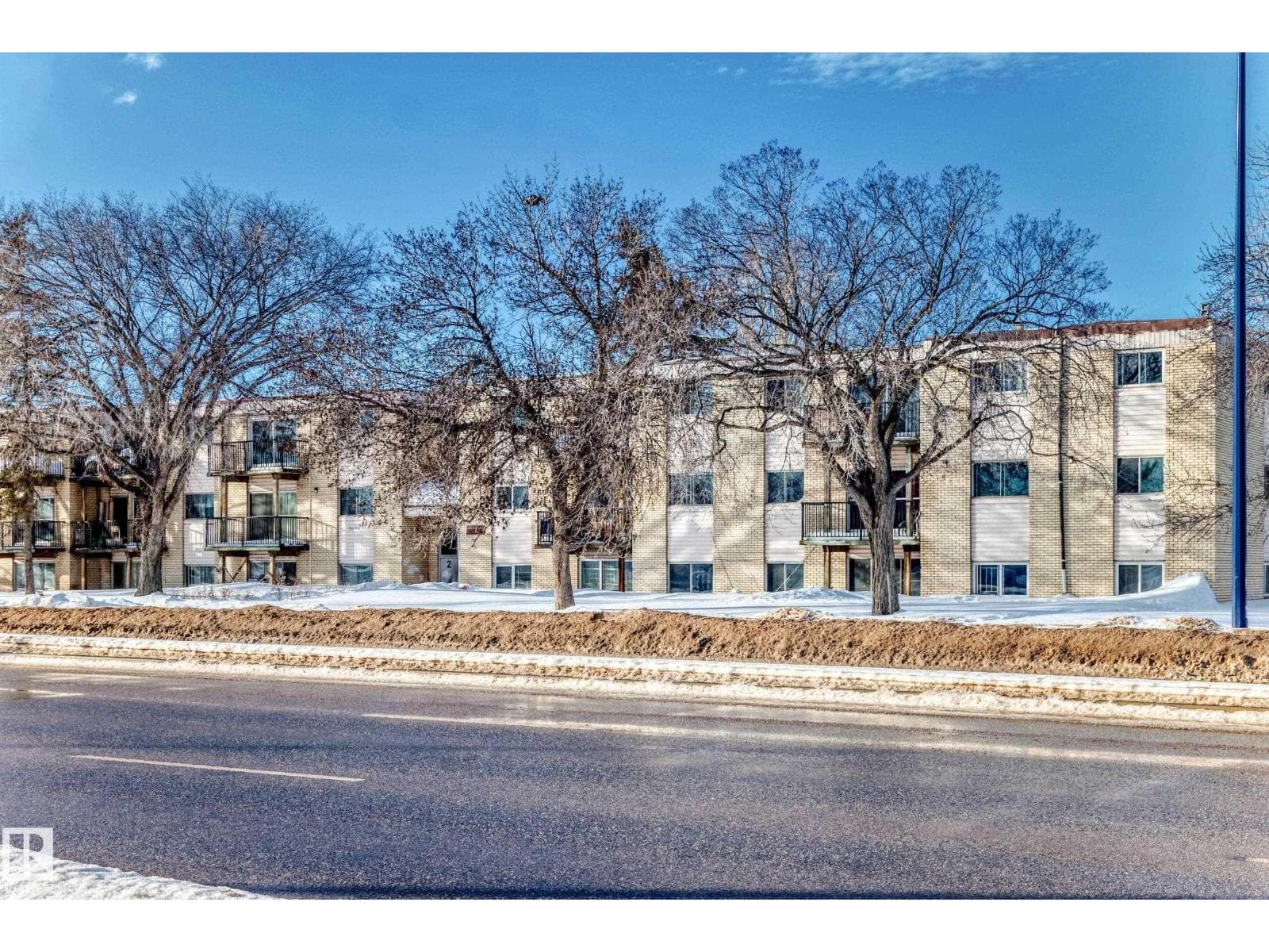 #4B 13230 FORT RD NW — Edmonton, Alberta - Main photo