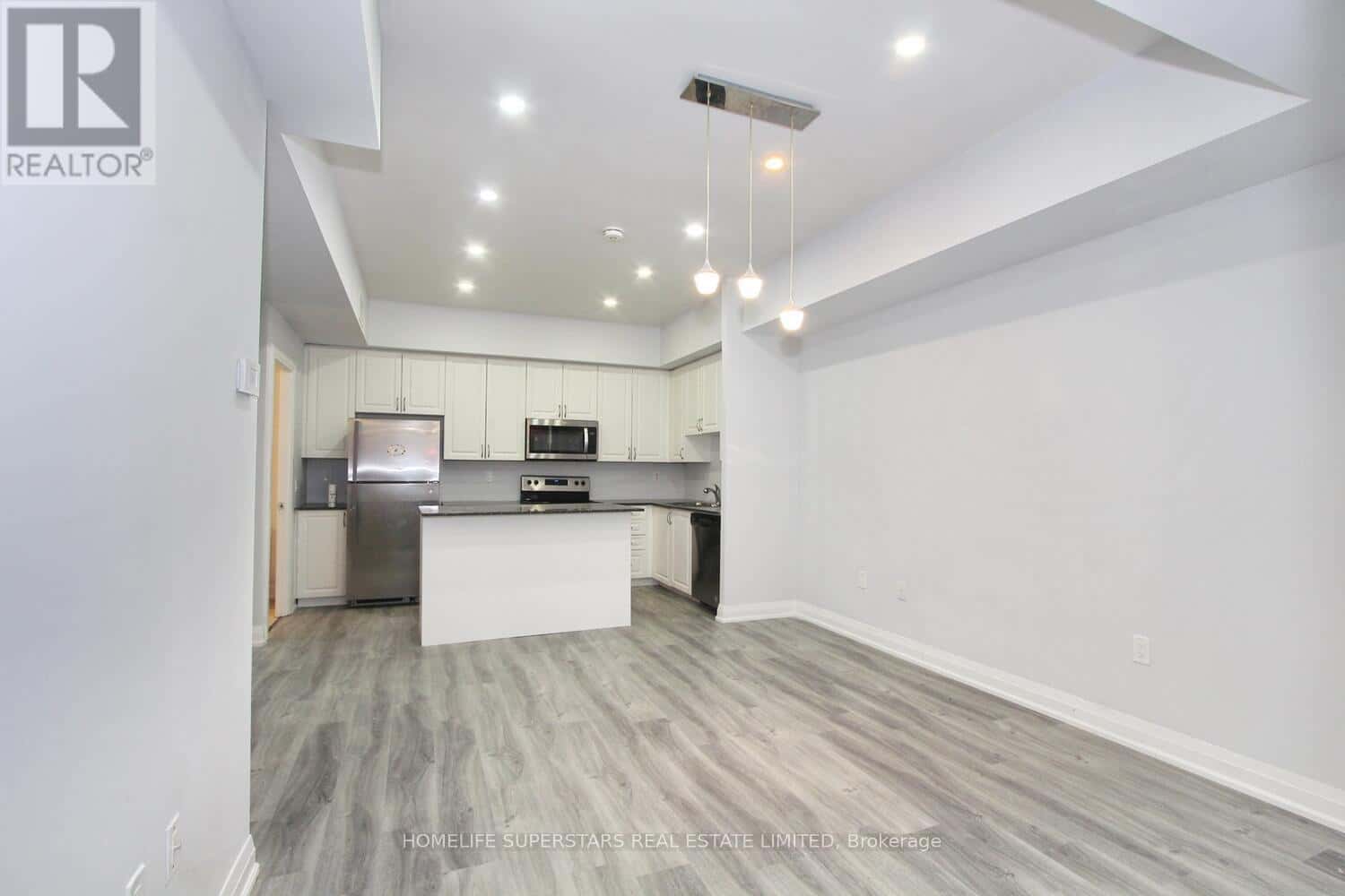 902 - 5309 HIGHWAY NO 7 — Vaughan (Vaughan Grove), Ontario - Photo 4 of 25