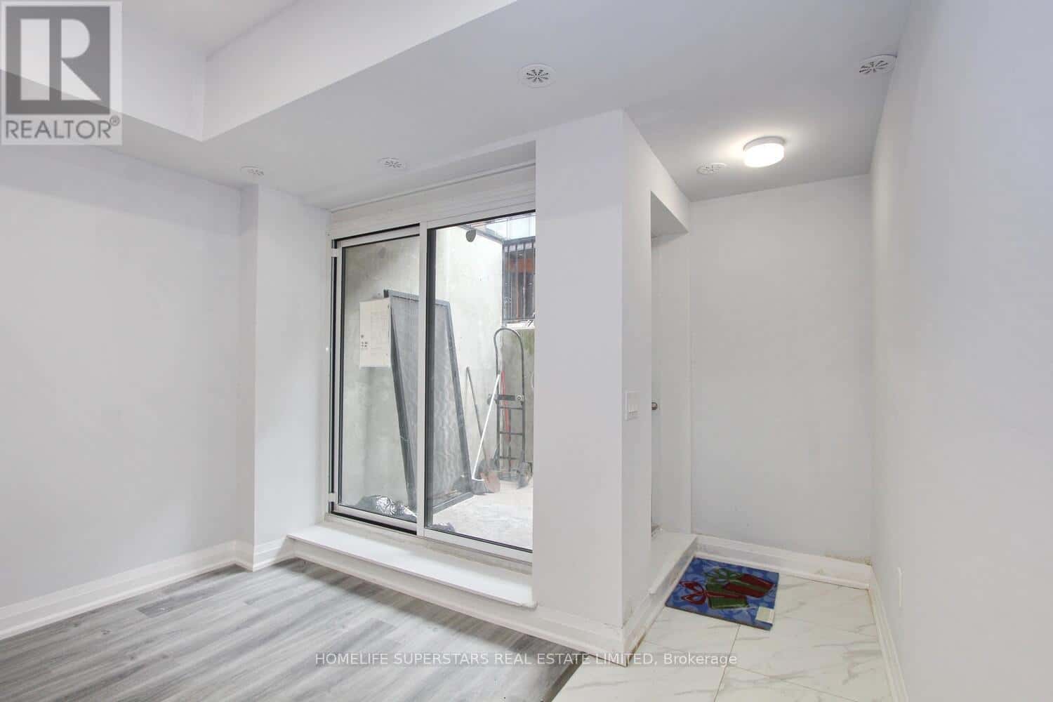 902 - 5309 HIGHWAY NO 7 — Vaughan (Vaughan Grove), Ontario - Photo 5 of 25