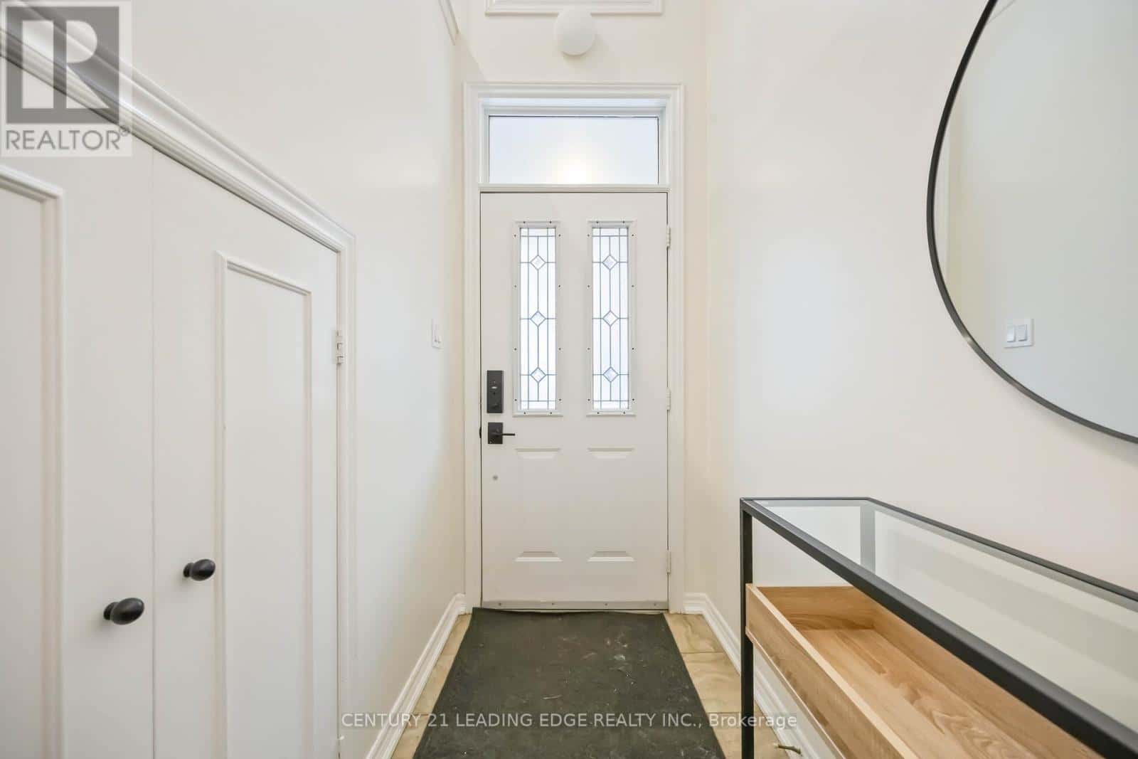 57 - 50 SAN REMO TERRACE — Toronto (Mimico), Ontario - Photo 3 of 50