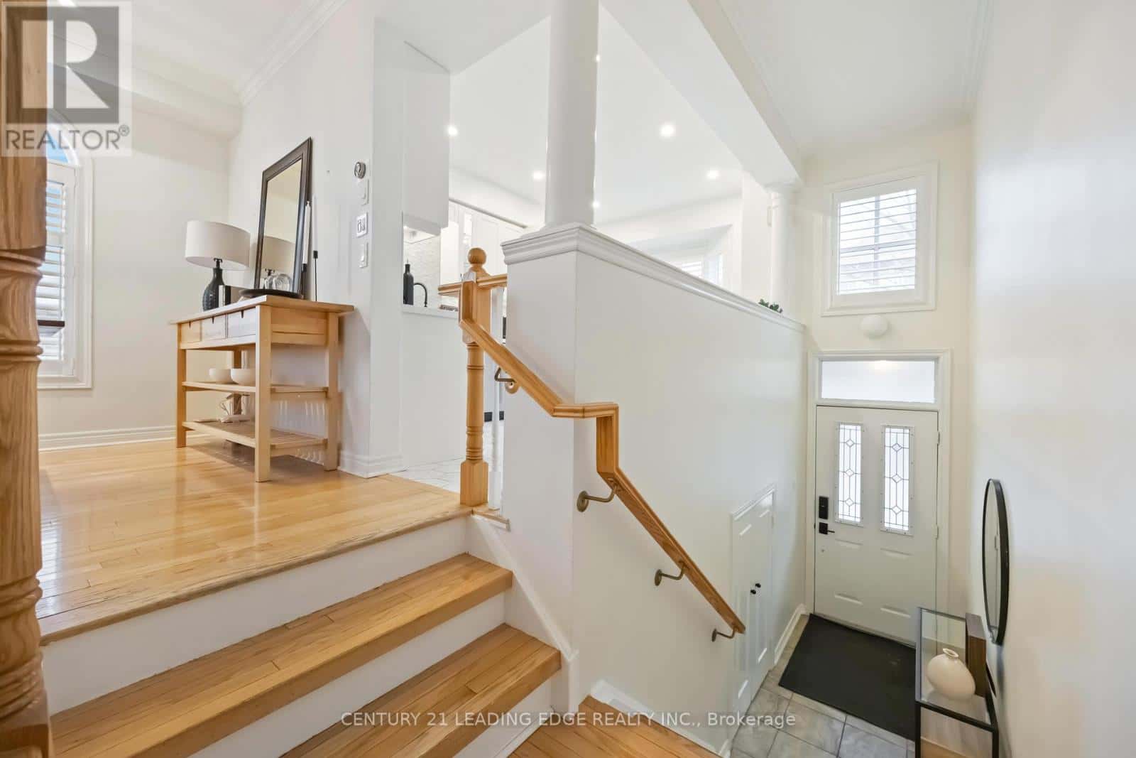 57 - 50 SAN REMO TERRACE — Toronto (Mimico), Ontario - Photo 5 of 50