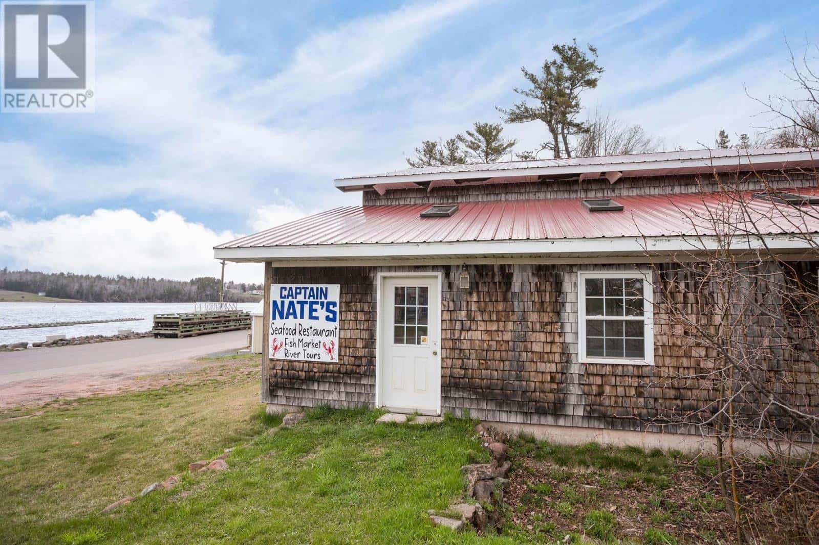Wharf building Main Street — Murray River, Prince Edward Island - Photo 5 of 6