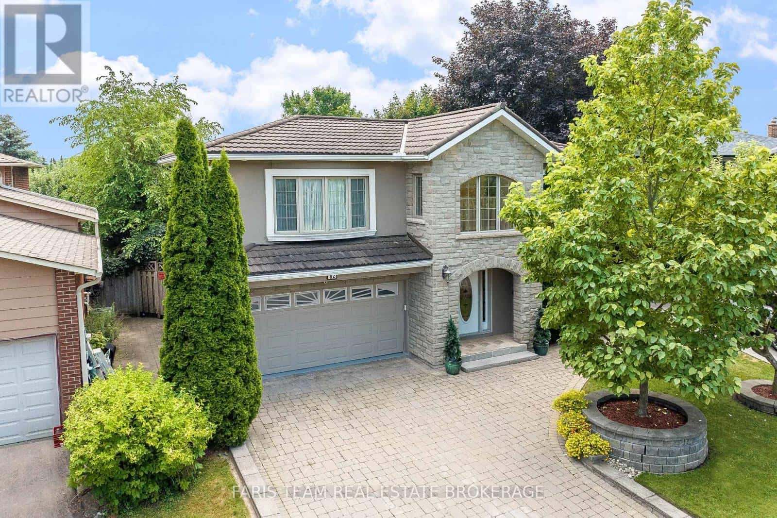 82 DERBY COURT — Newmarket (Bristol-London), Ontario - Photo 3 of 41